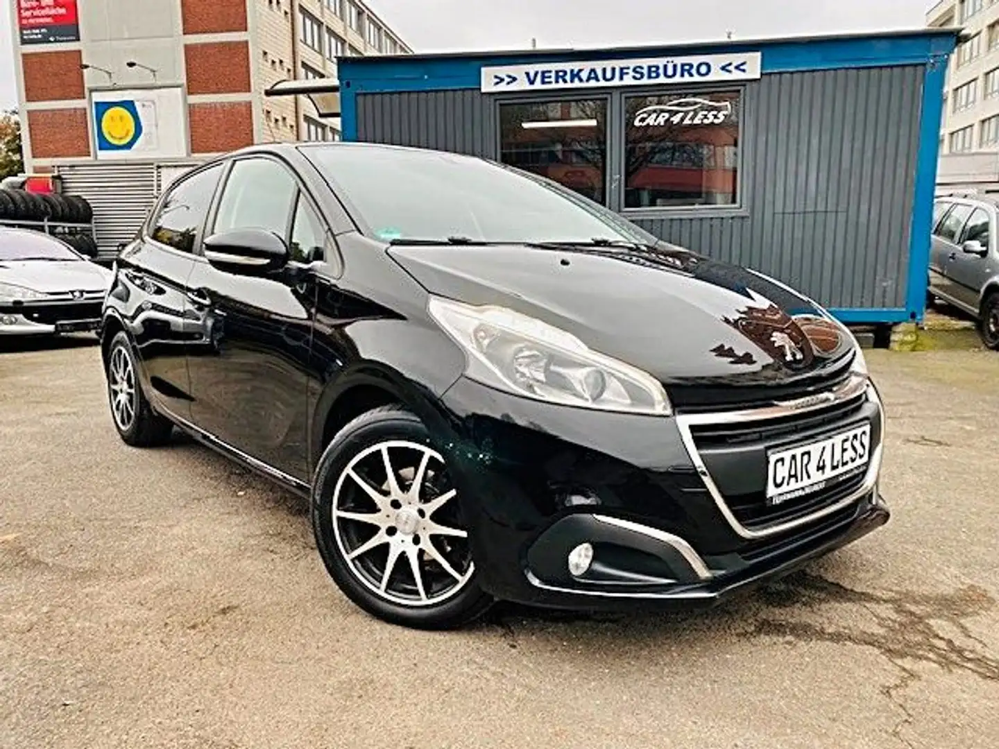 Peugeot 208 PureTech 82 Active Noir - 1