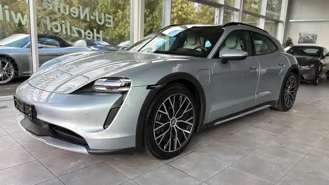 Porsche Taycan view 6