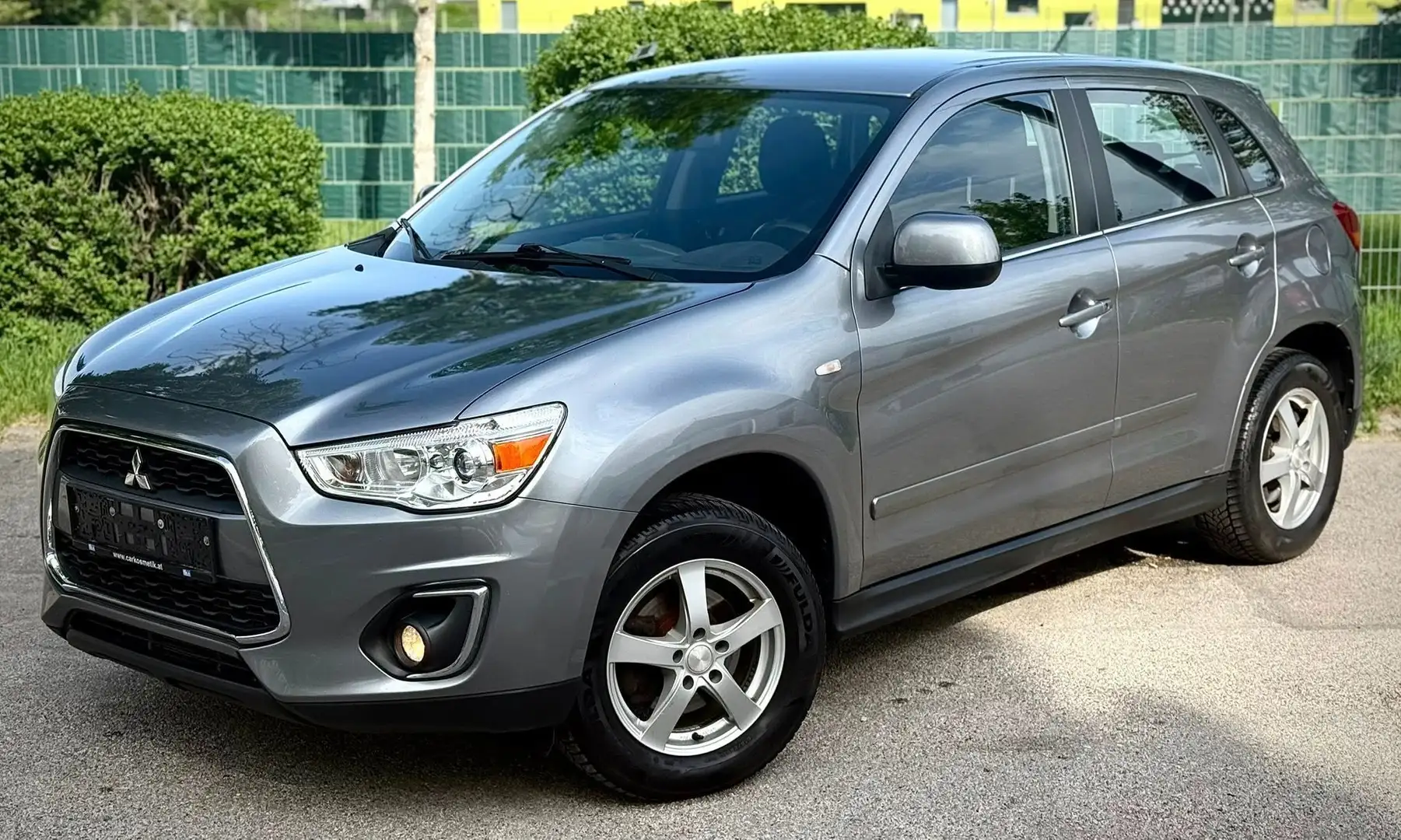 Mitsubishi ASX ASX 1,8 DI-D LP 2WD Invite 35 Inform Erstbesitz Gris - 2