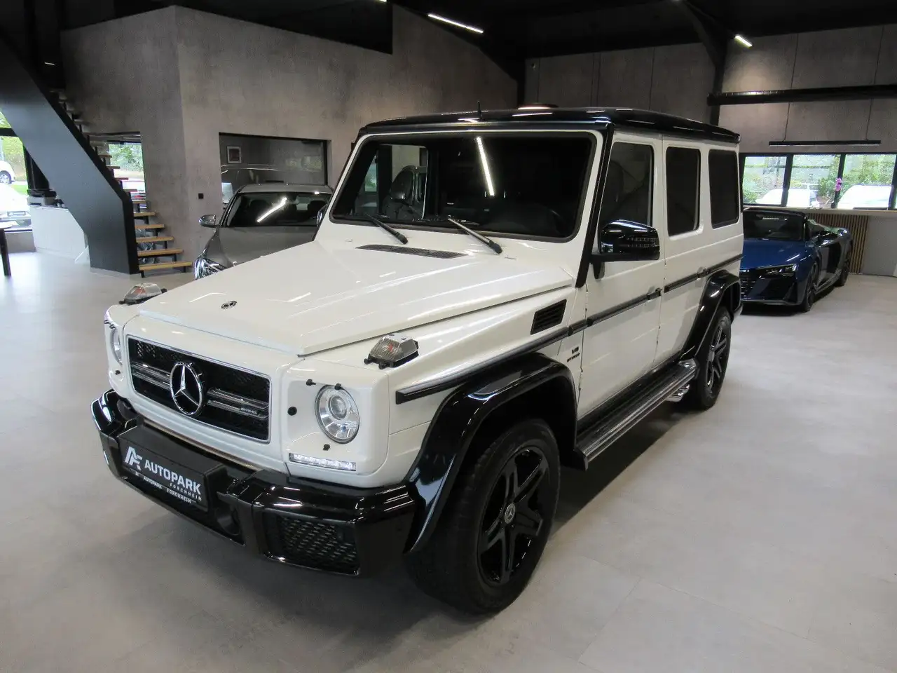 Mercedes-Benz G 500