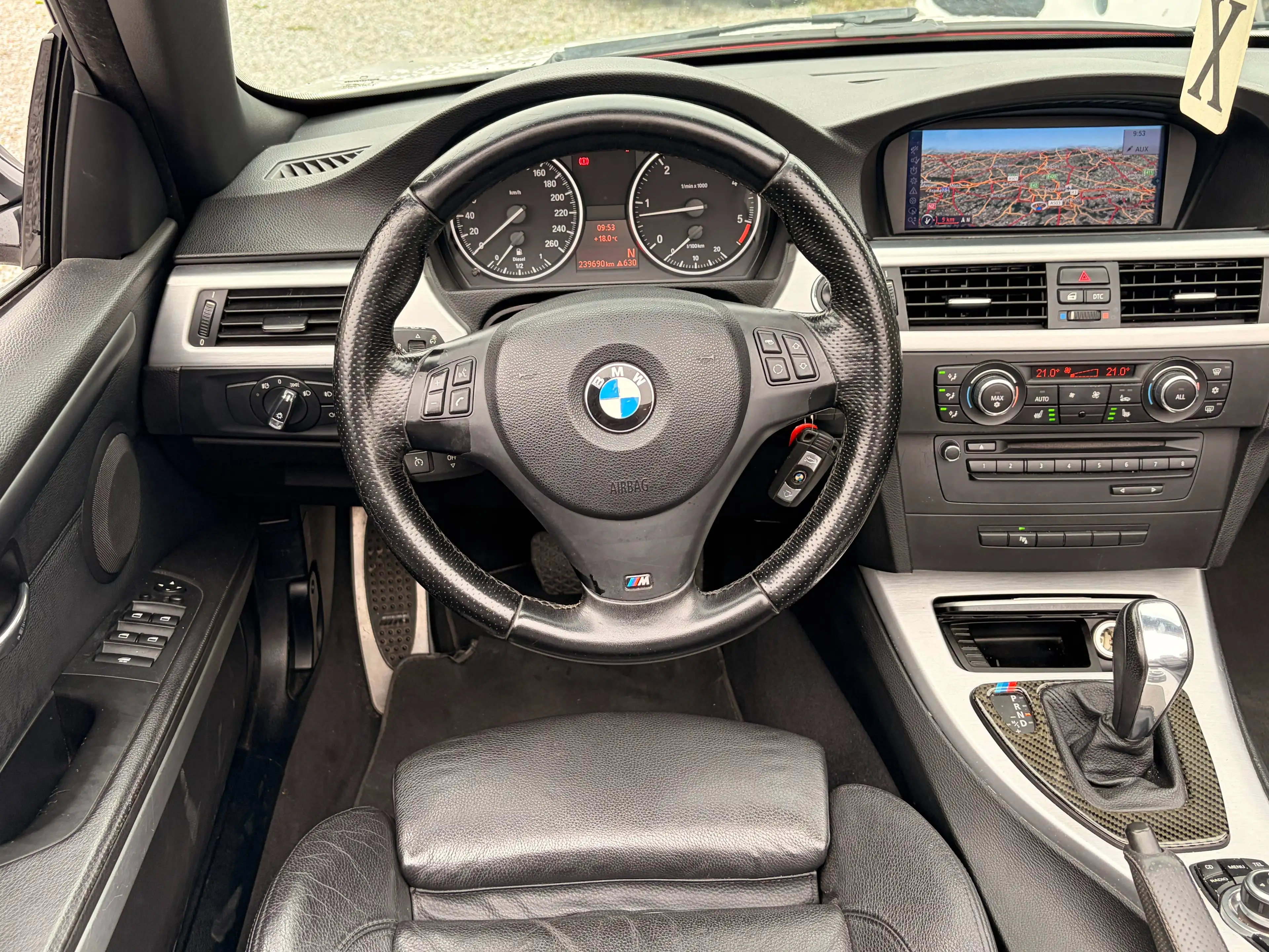 BMW 320 Cabriolet 320d - PACK M - AUTO - TEL : 0484359705 — photo 8
