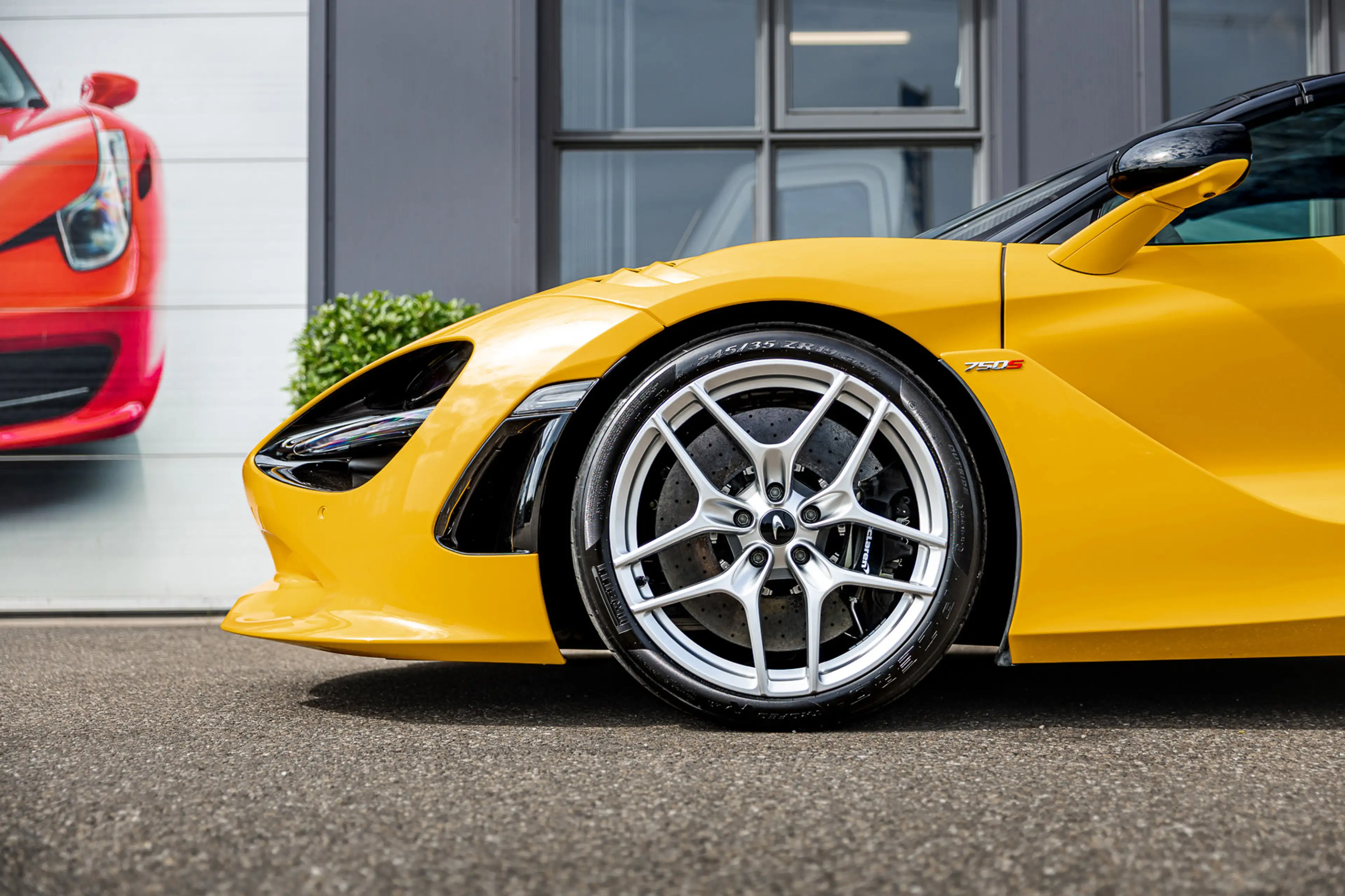 McLaren 750S Spider / Vulcano Yellow / Lift System / Elektrochr — photo 39