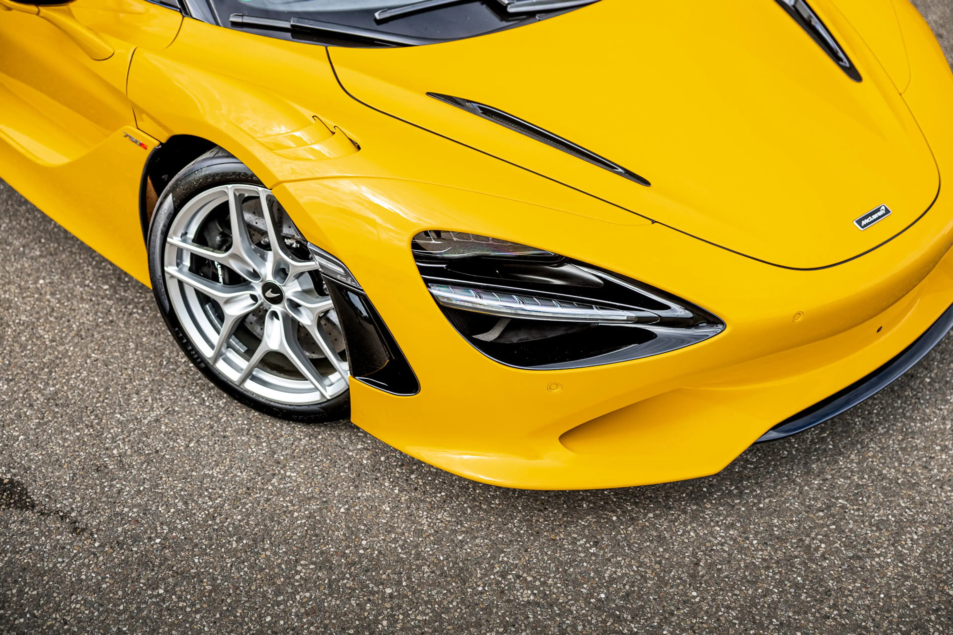 McLaren 750S Spider / Vulcano Yellow / Lift System / Elektrochr — photo 5