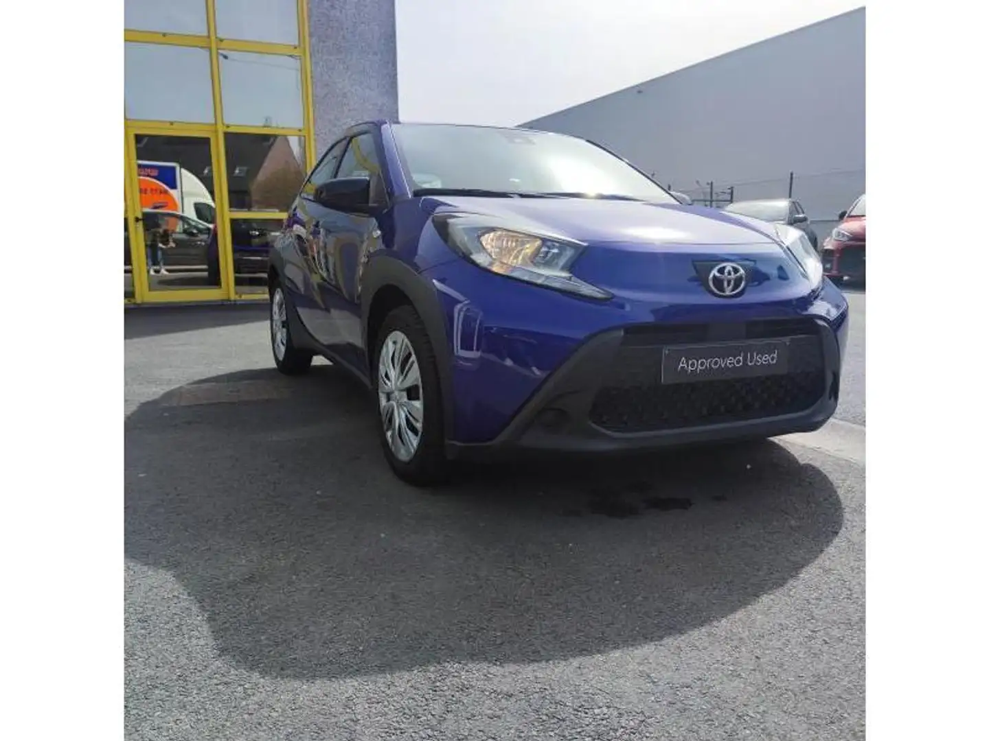 Toyota Aygo X X-play Azul - 2