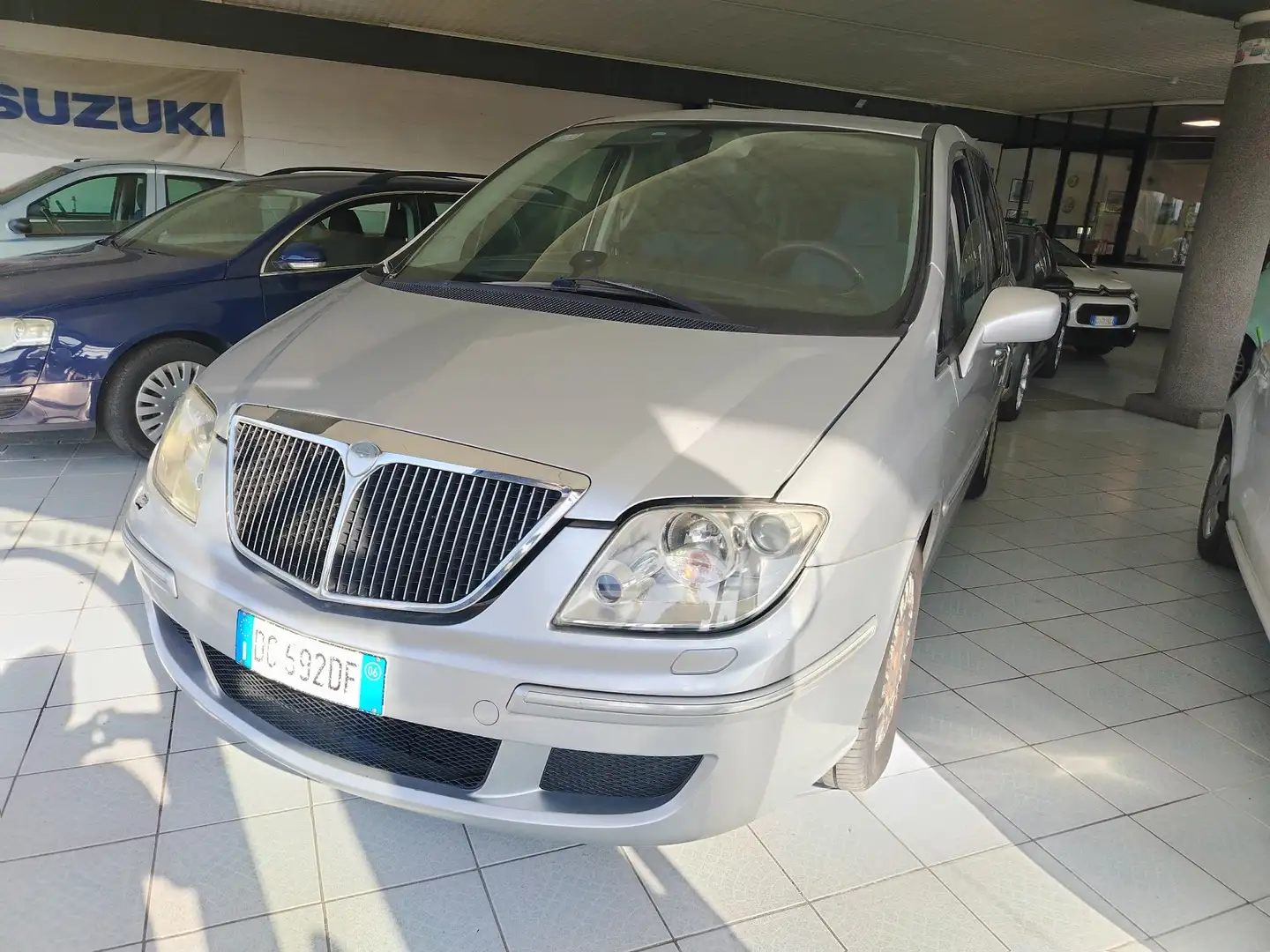 Lancia Phedra Phedra 2.0 mjt Executive 120cv 6m E4 - 1