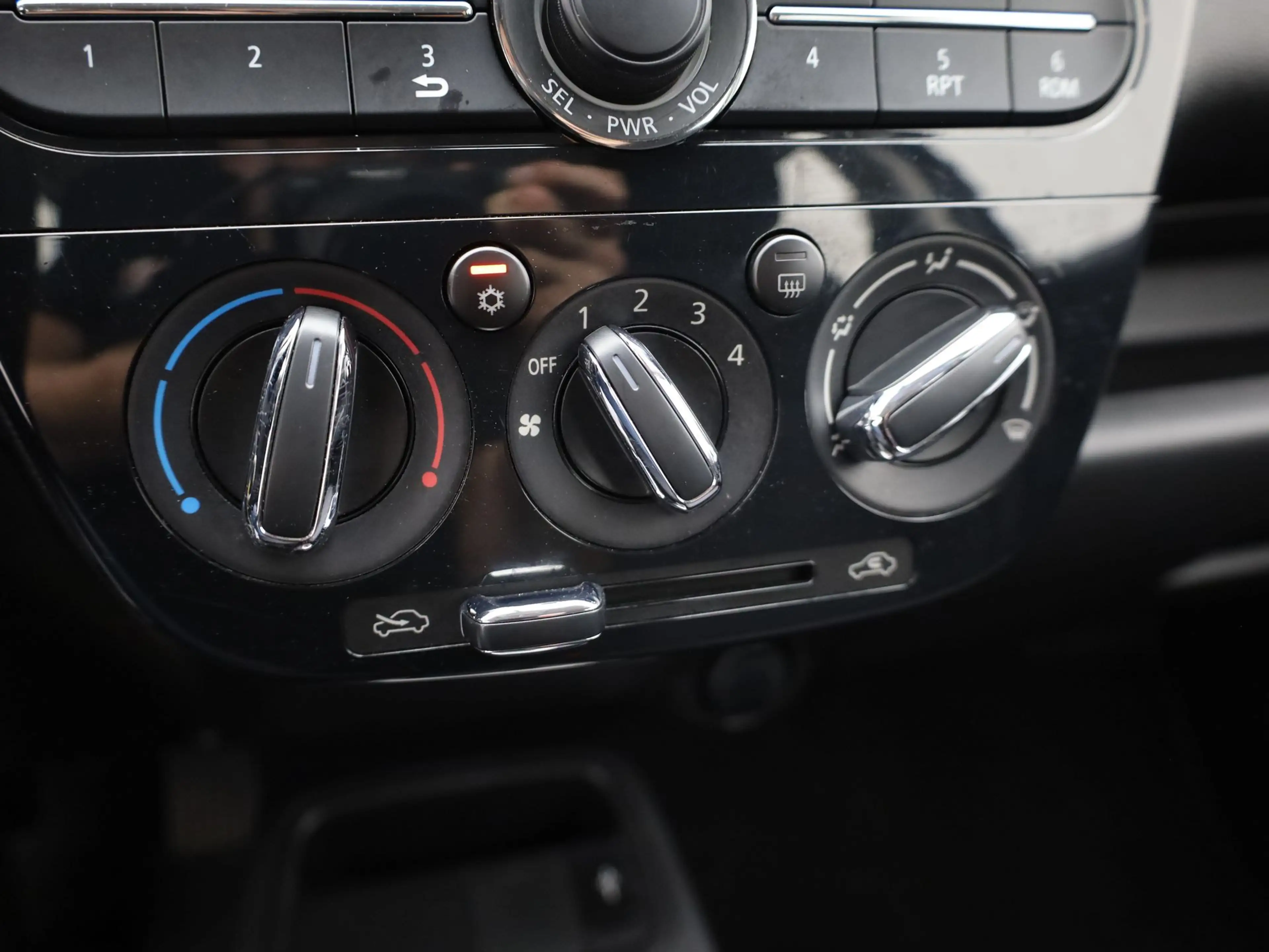 Mitsubishi Space Star 1.0 Cool+ Automaat | Lm-velgen | Airco | Prijs Rij — photo 9