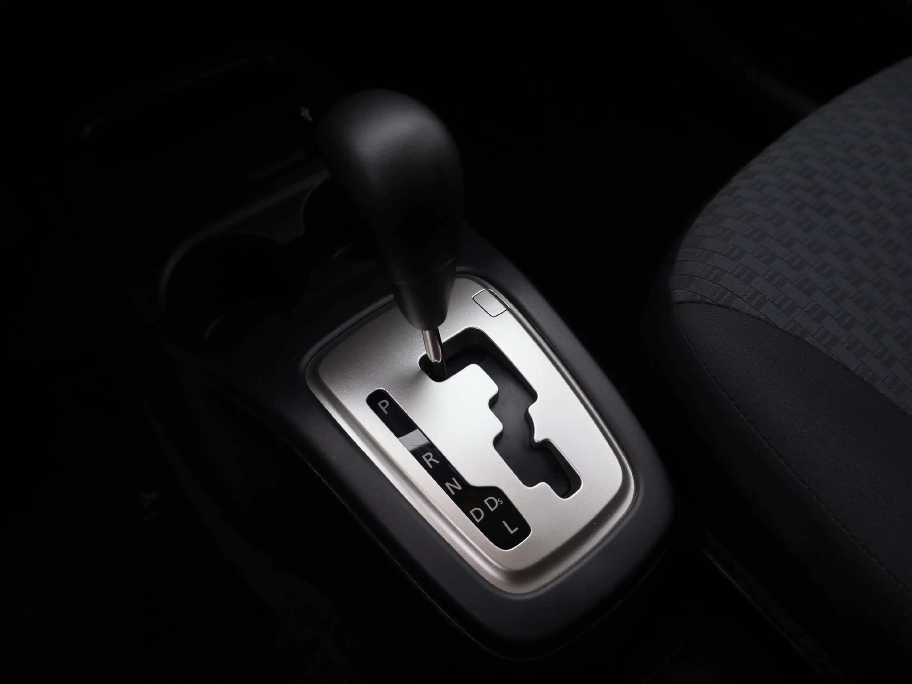 Mitsubishi Space Star 1.0 Cool+ Automaat | Lm-velgen | Airco | Prijs Rij — photo 7