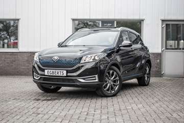 | 52kWh | Leder | 3-Fase lader | Panoramadak Tijde