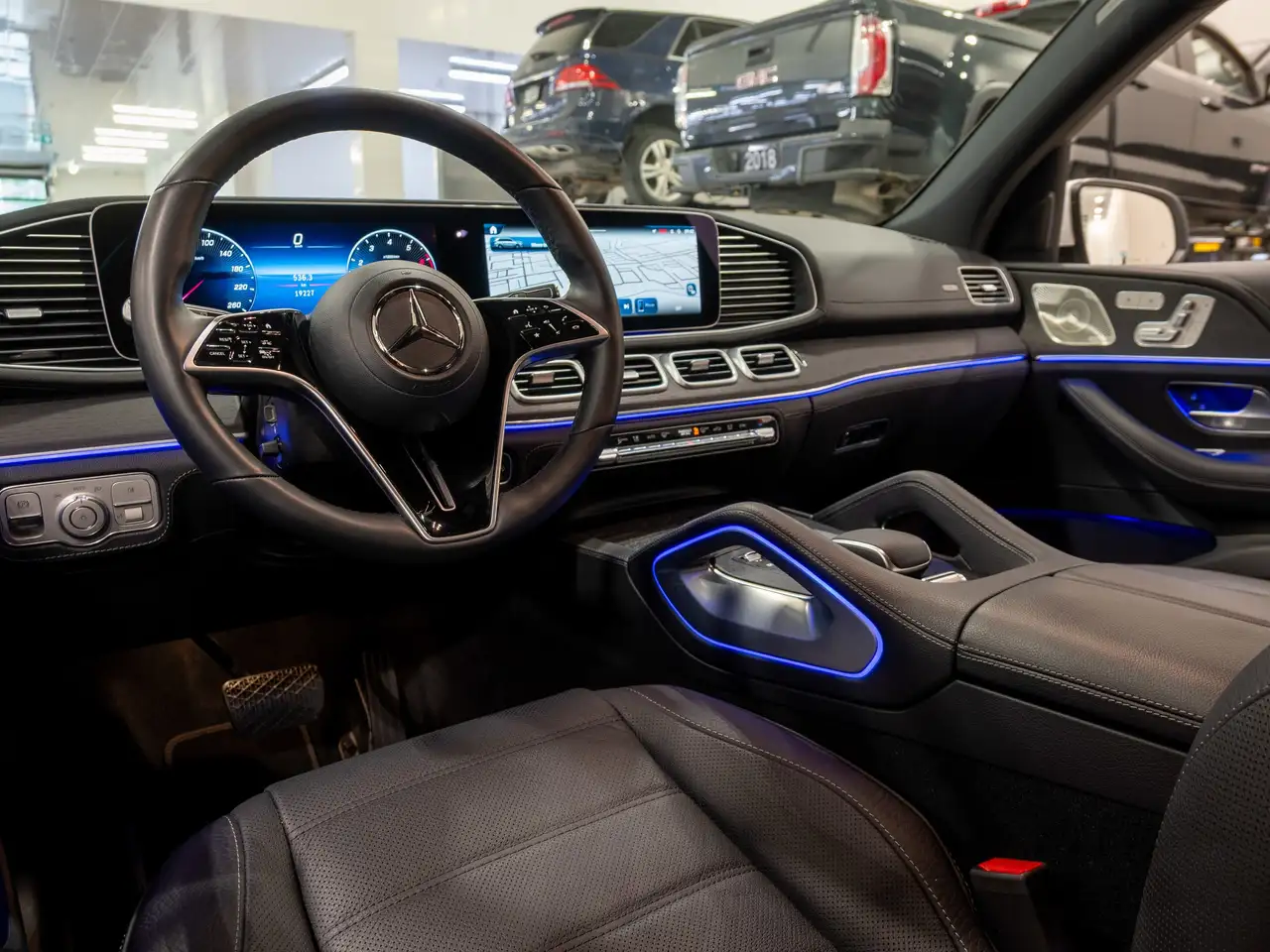 Mercedes-Benz GLS снимка Mercedes-Benz GLS