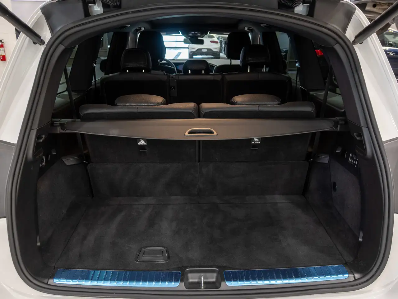 Mercedes-Benz GLS снимка Mercedes-Benz GLS