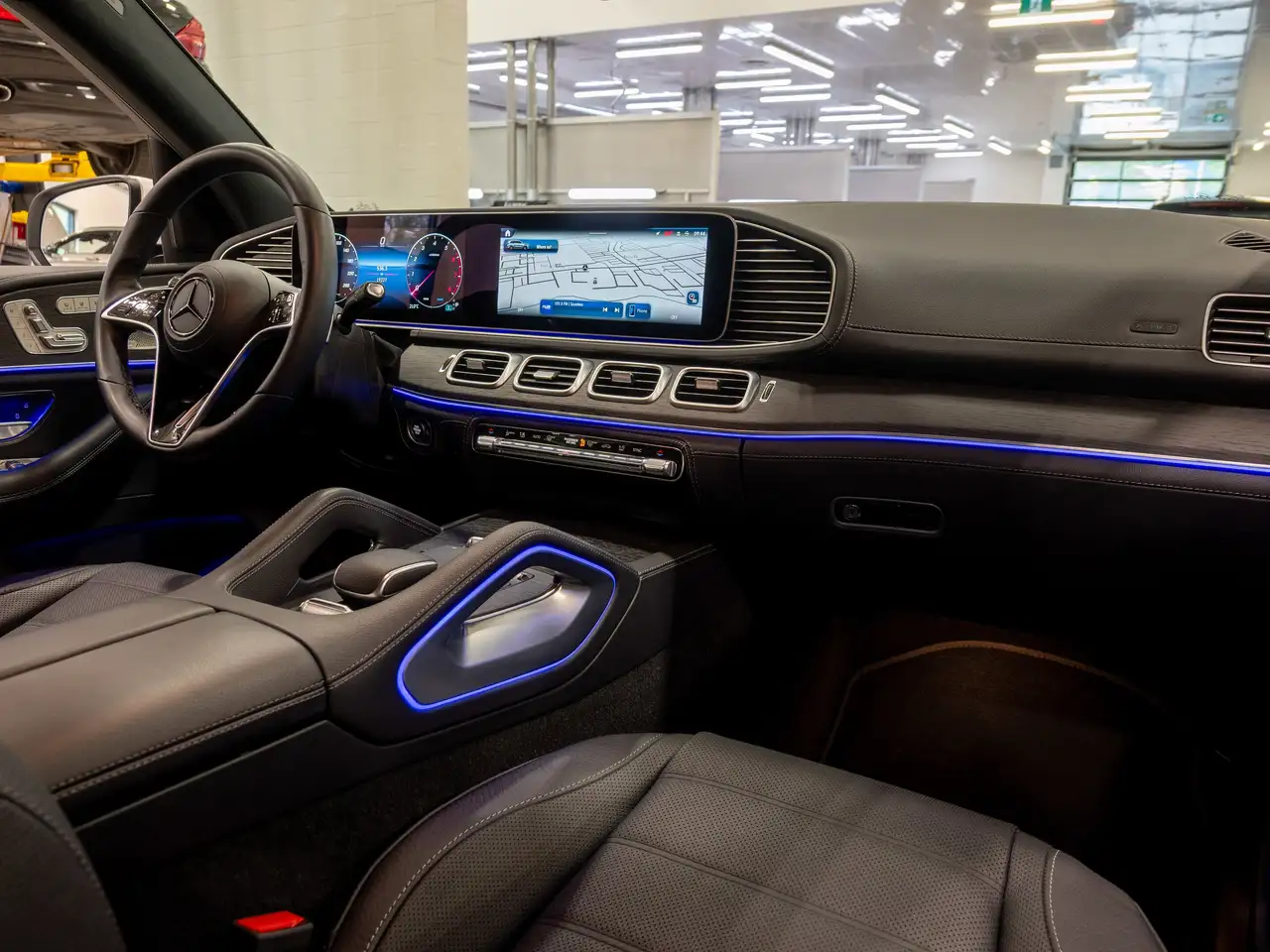 Mercedes-Benz GLS снимка Mercedes-Benz GLS