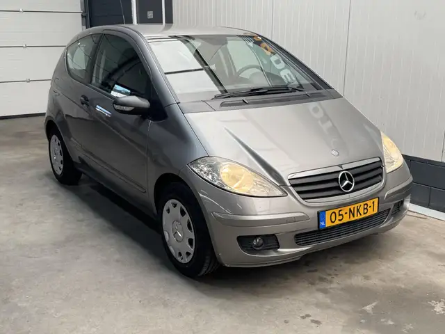 Mercedes-Benz A-Class view 3