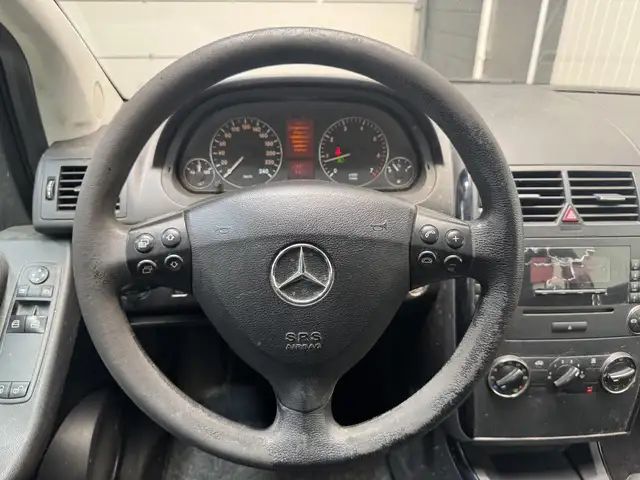 Mercedes-Benz A-Class view 12