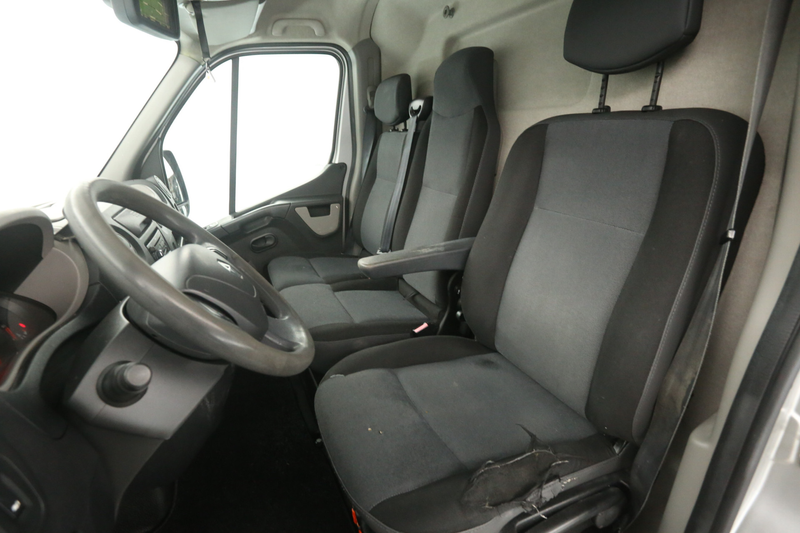 Renault Master T35 2.3 dCi L2H2 | Airco | Cruise | 3 Zits | Trekh — photo 9
