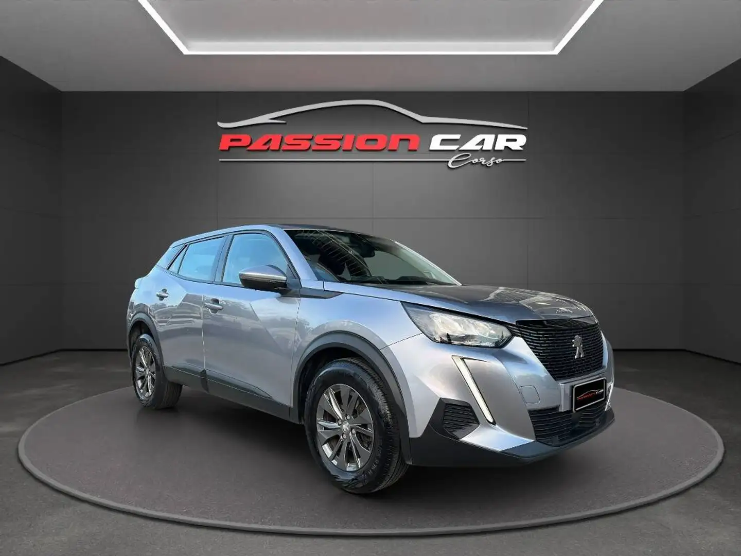 Peugeot 2008 1.2 puretech Active Pack s&s 100cv Gris - 1