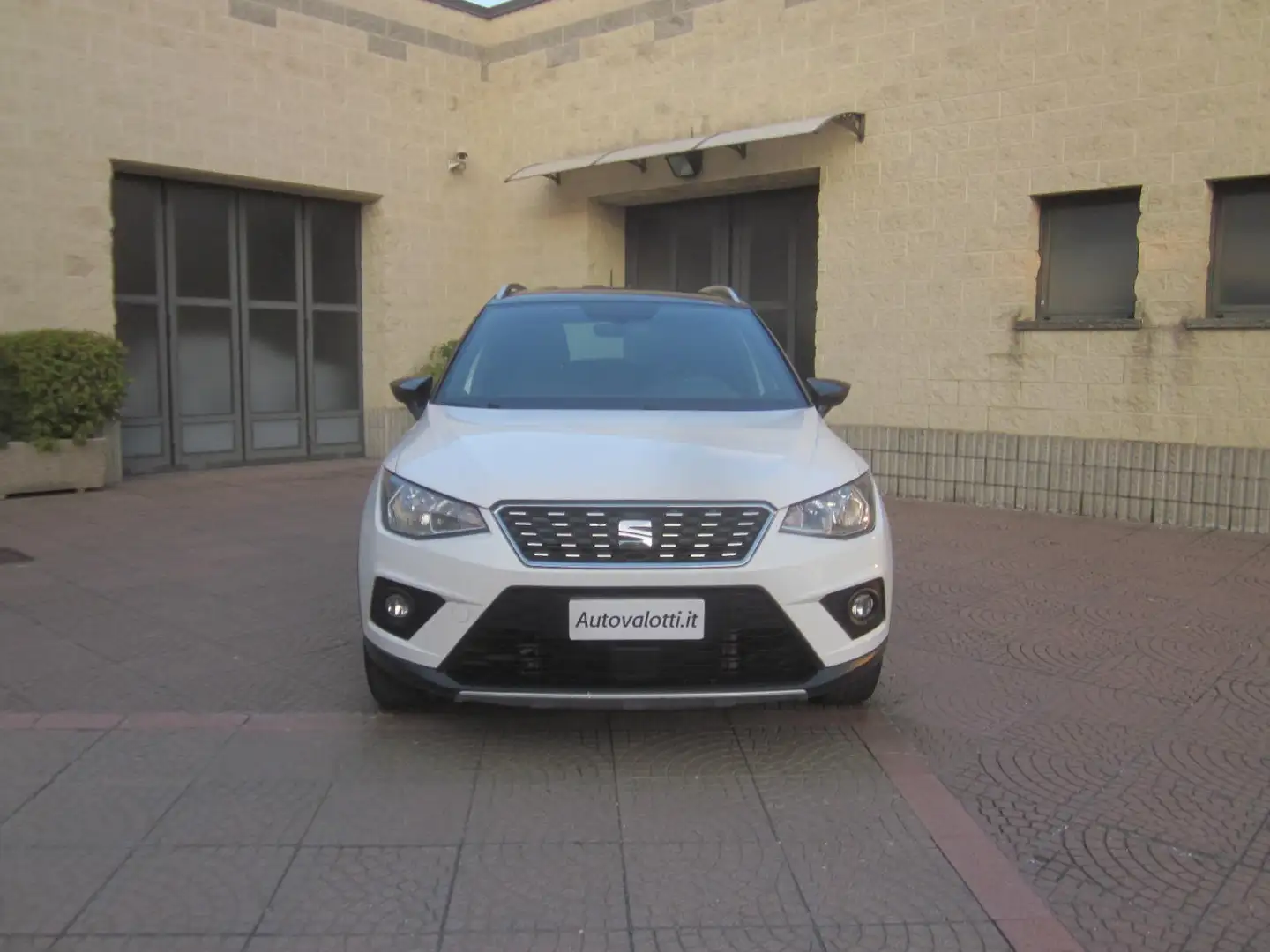 SEAT Arona 1.0 EcoTSI 115 CV XCELLENCE UNICOPRO Bianco - 2