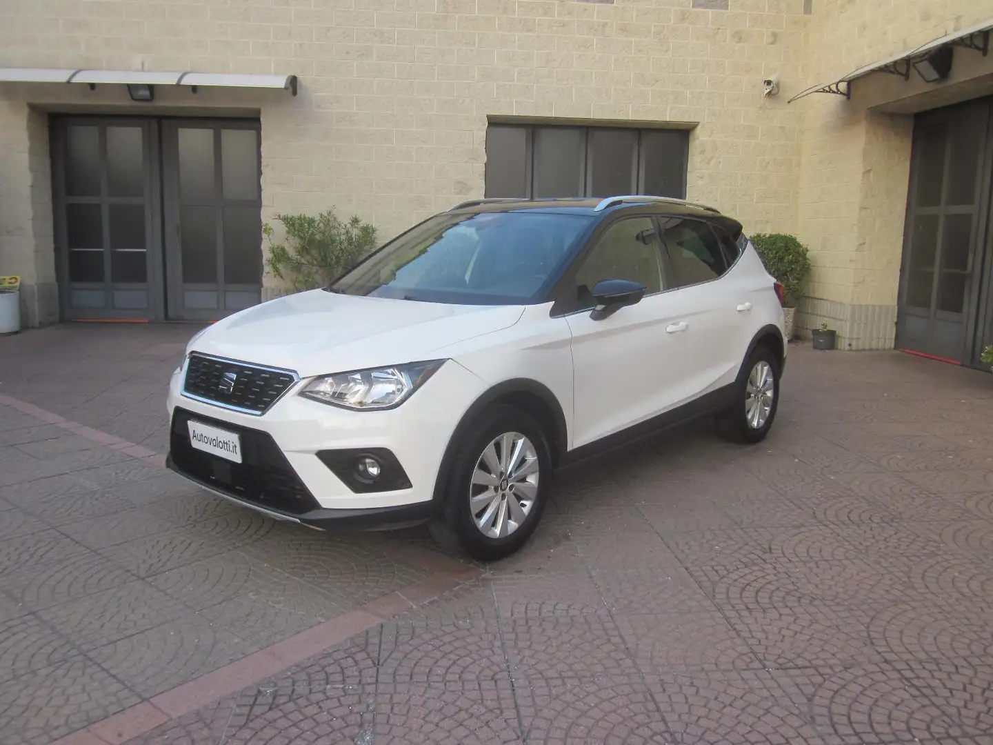 SEAT Arona 1.0 EcoTSI 115 CV XCELLENCE UNICOPRO Bianco - 1