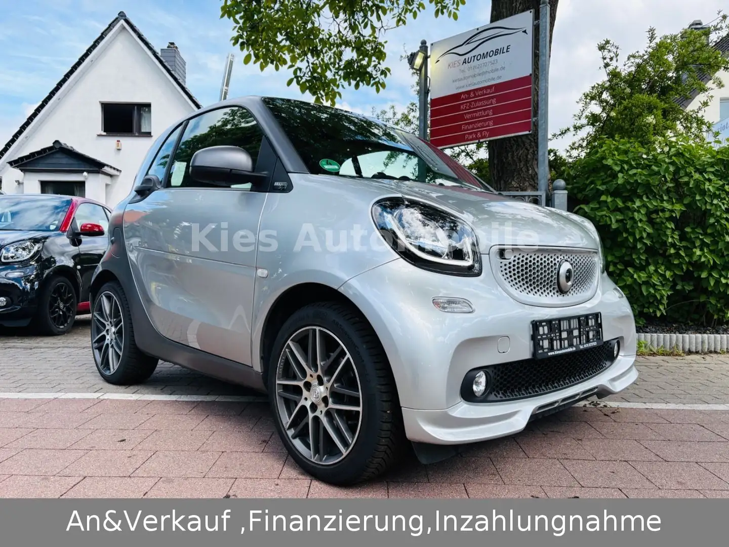 smart forTwo Brabus Xclusive 90PS/AUTOM/LEDER/NAVI/2H Gris - 1