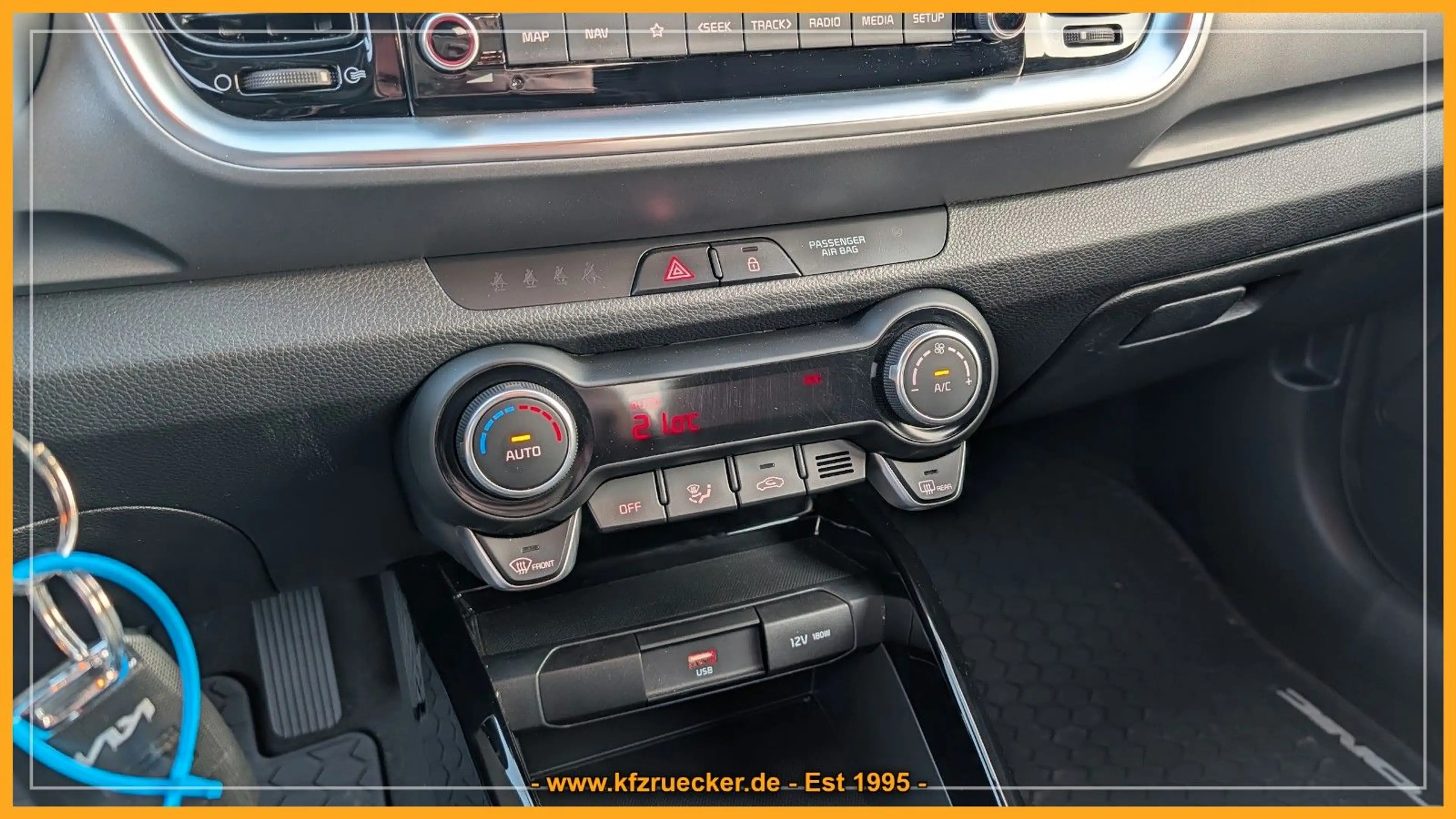 Kia Stonic Vision 1.0 T-GDI RFK SHZG LE-SZHG PDC ALU — photo 15