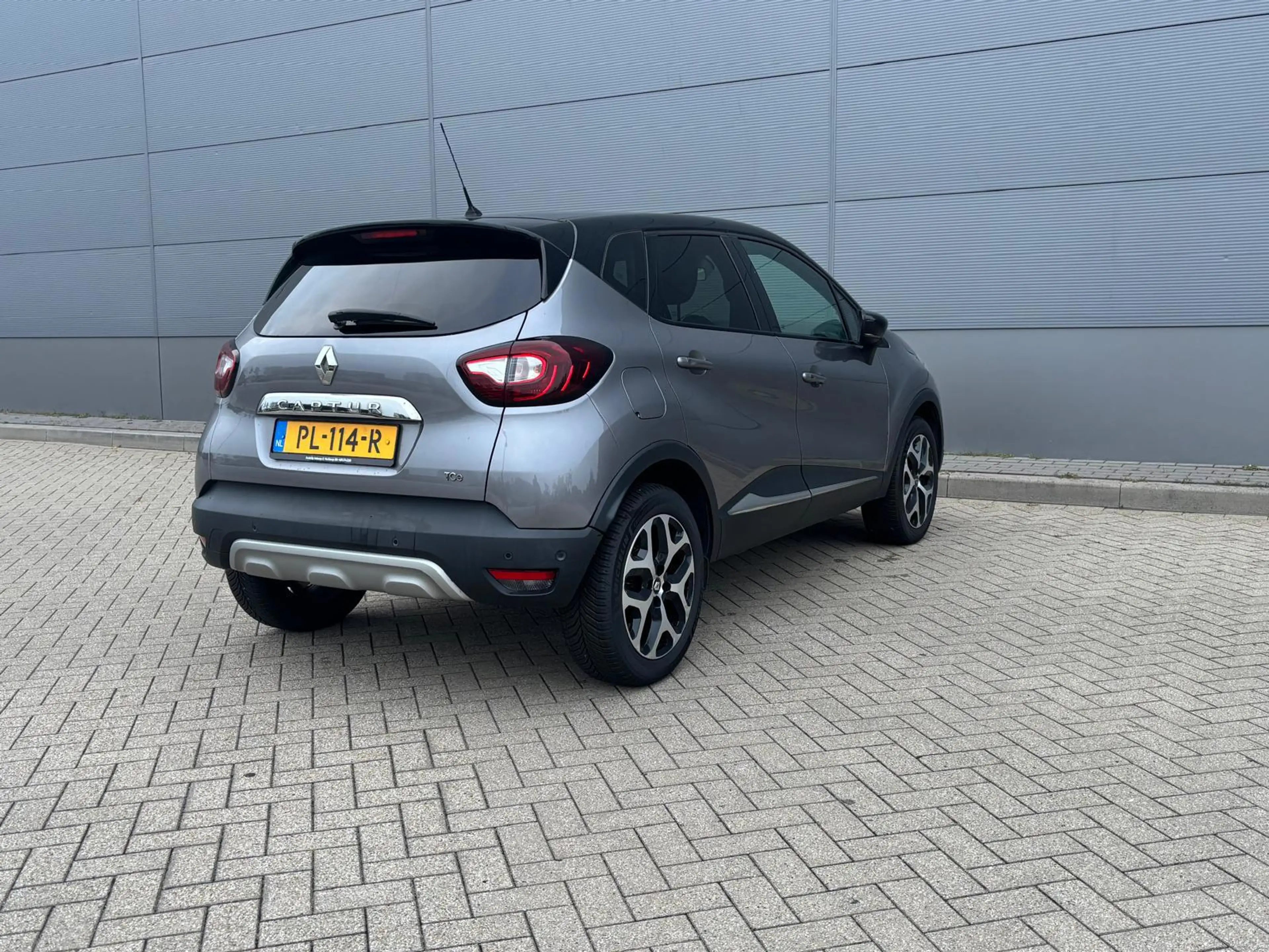 Renault Captur 1.2 TCe Intens| Clima| Cruise| Keyless| Camera| — photo 5