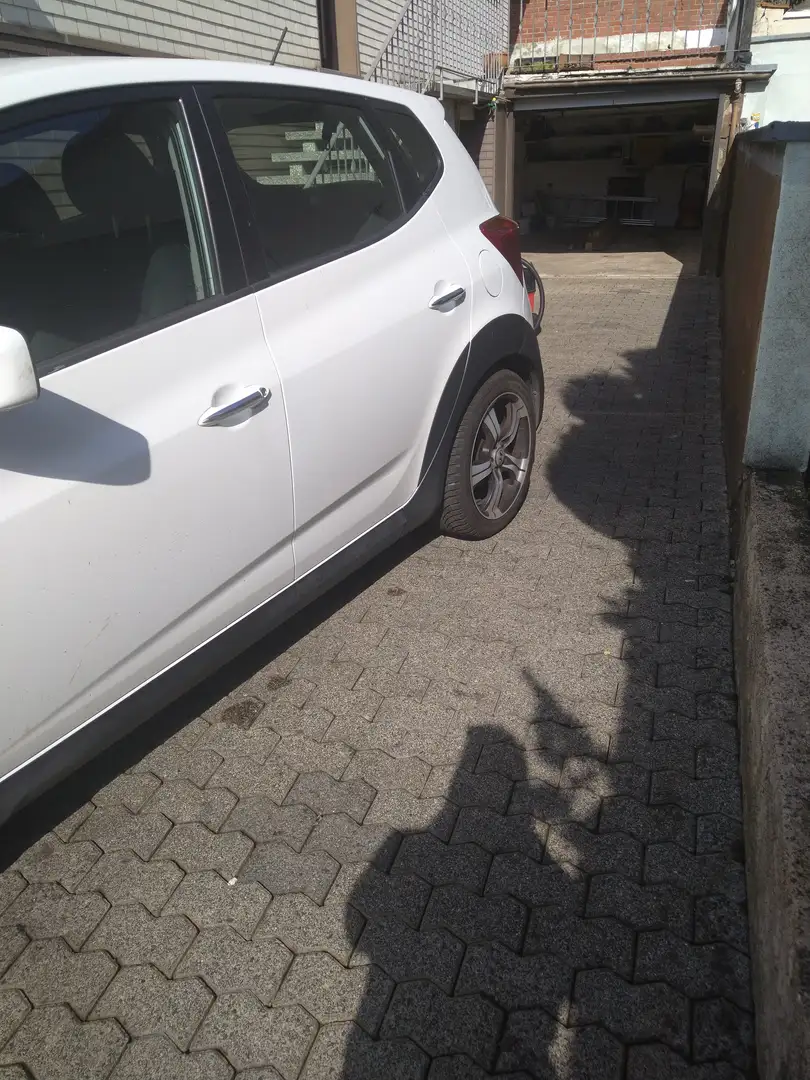 Hyundai iX20 ix20 1.6 Crossline Weiß - 2