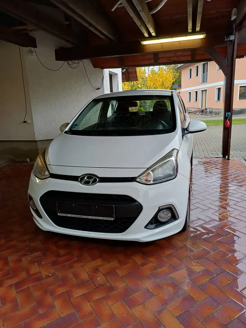 Hyundai i10 i10 1.0 YES! Silver Weiß - 1