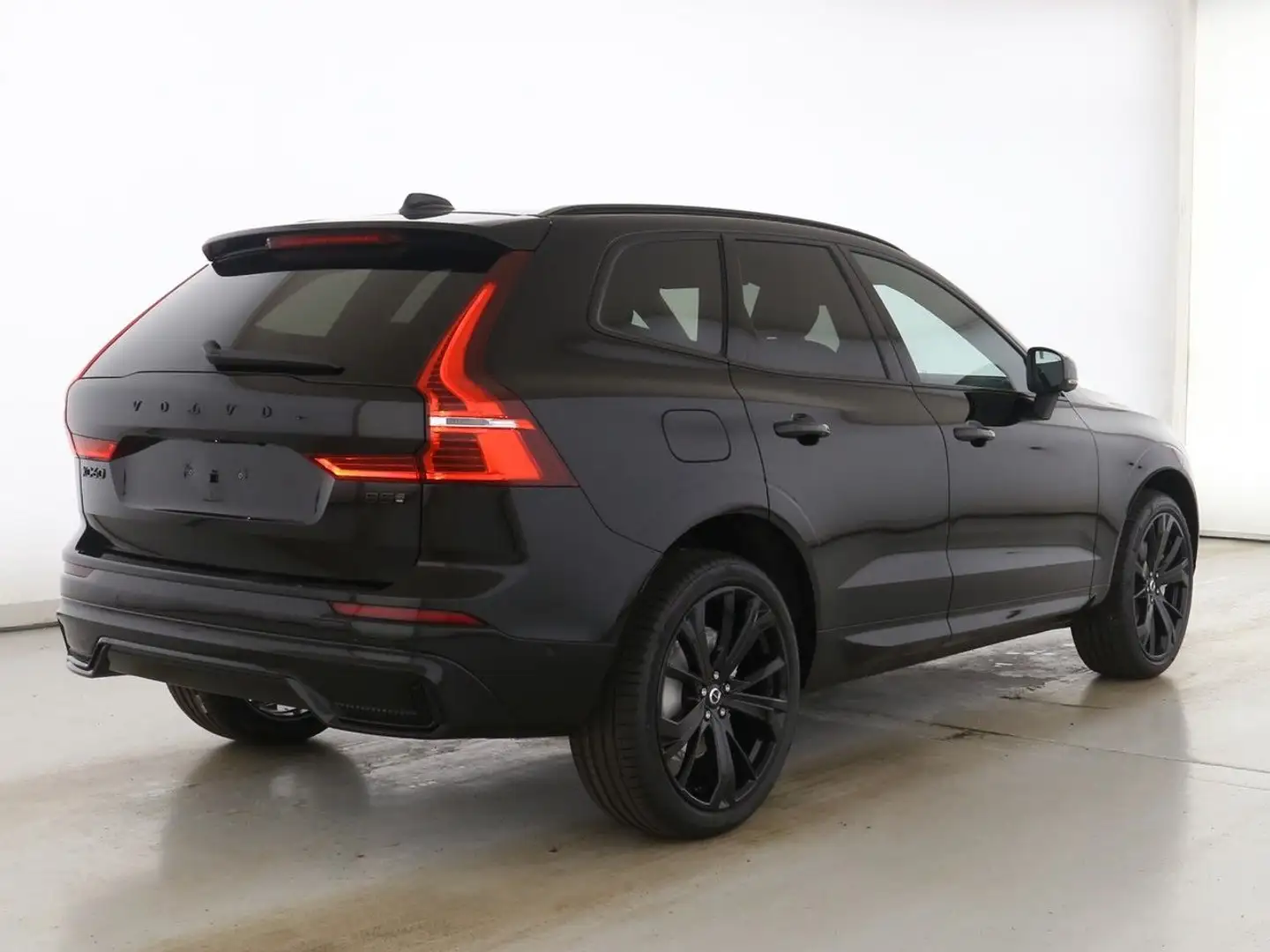 Volvo XC60 B5 Plus Black Edition AWD SD*360° Noir - 2