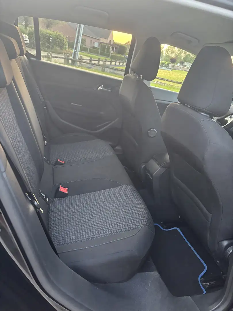 Peugeot 308 PureTech 110 Stop & Start Style - 1