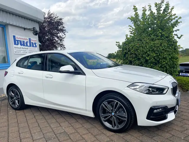 Bmw 118 i Sport Line DAB LED Sportsitze Navi