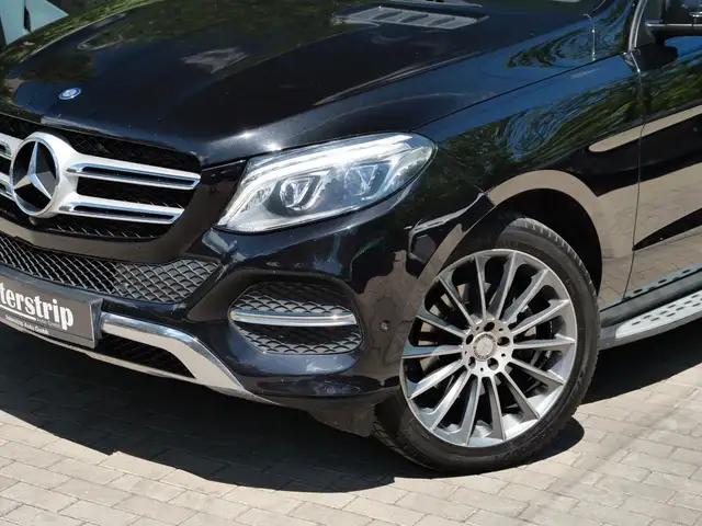 Mercedes-Benz Gle view 7