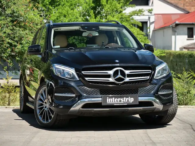 Mercedes-Benz Gle view 3