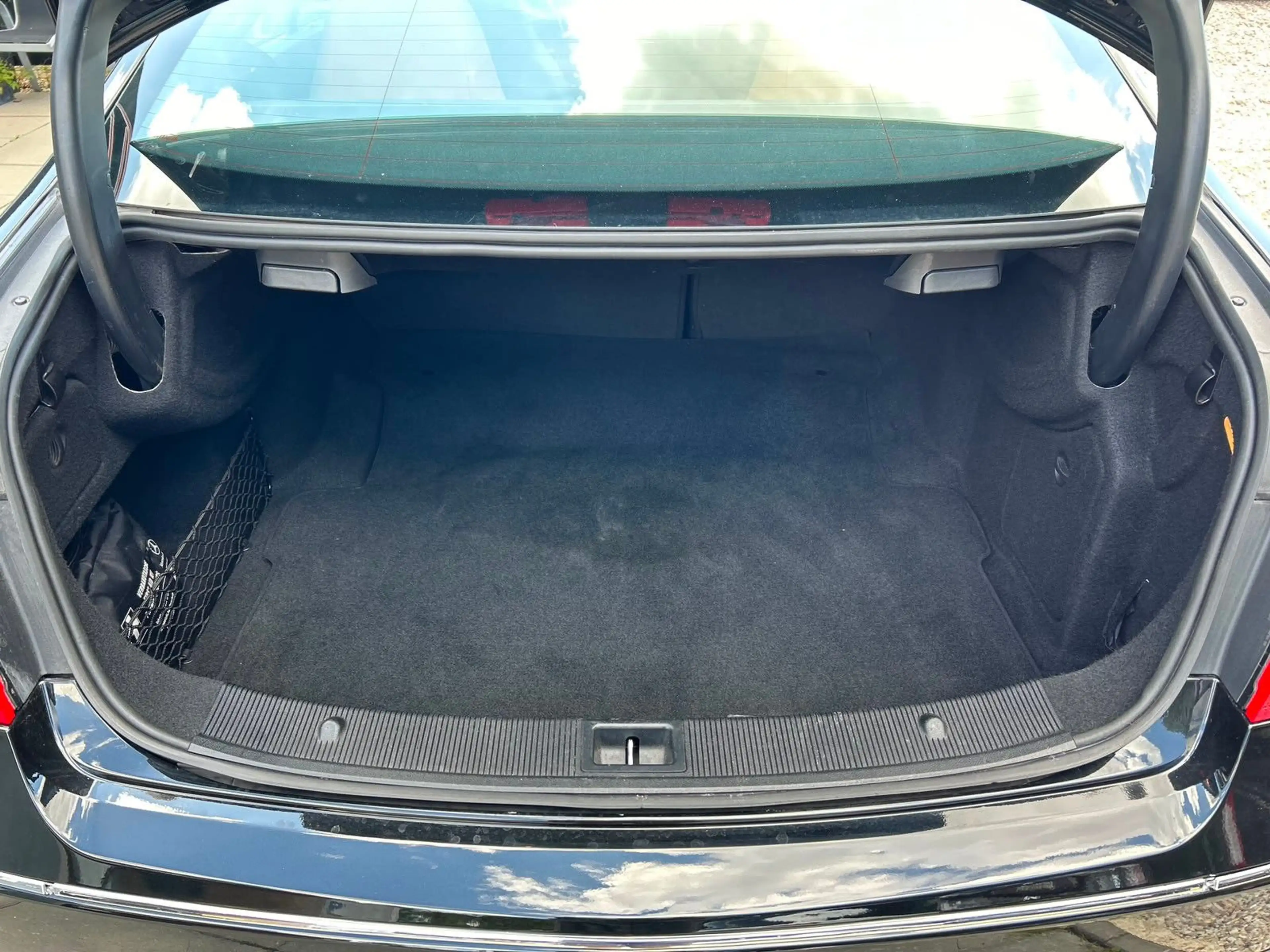 Mercedes-Benz E 350 CDI Coupe/I.HD/PANO/NAVI/TEMP/XEN/LED/SHZ/ — photo 12