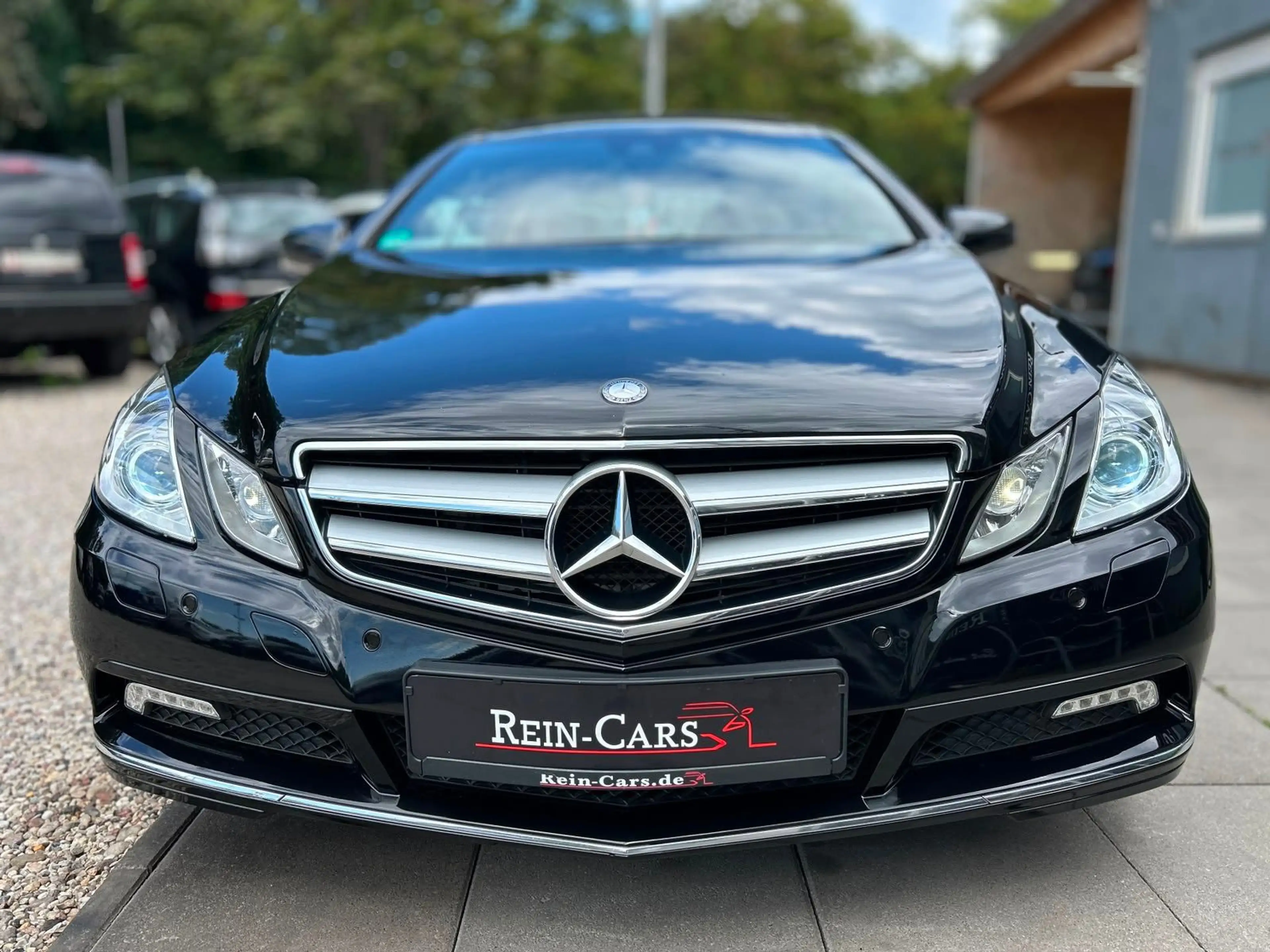 Mercedes-Benz E 350 CDI Coupe/I.HD/PANO/NAVI/TEMP/XEN/LED/SHZ/ — photo 8