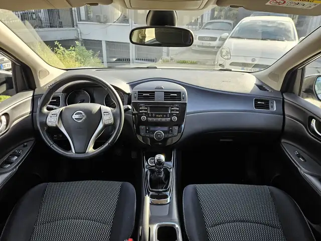 Nissan Pulsar view 9
