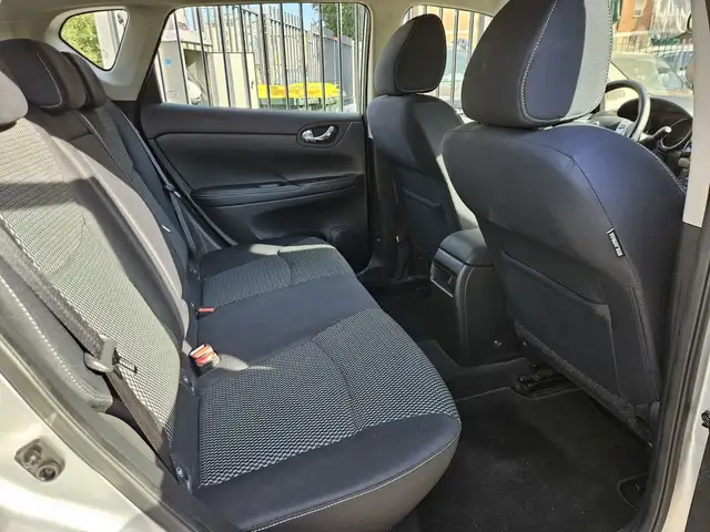 Nissan Pulsar view 12