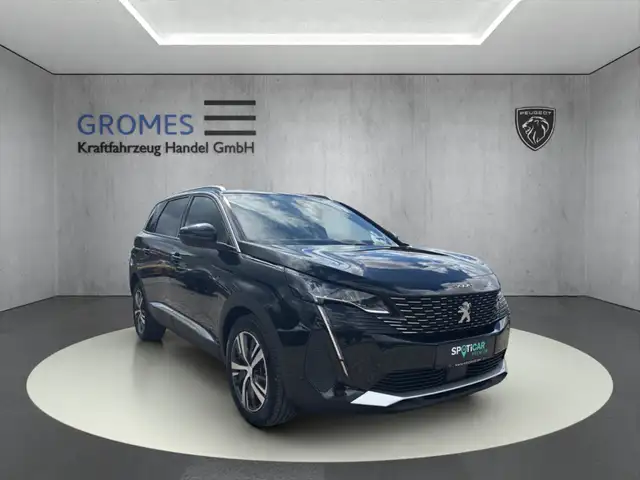 Peugeot 5008 1.2 PureTech 130 Allure Pack EAT8 7-Sitzer Navi Di