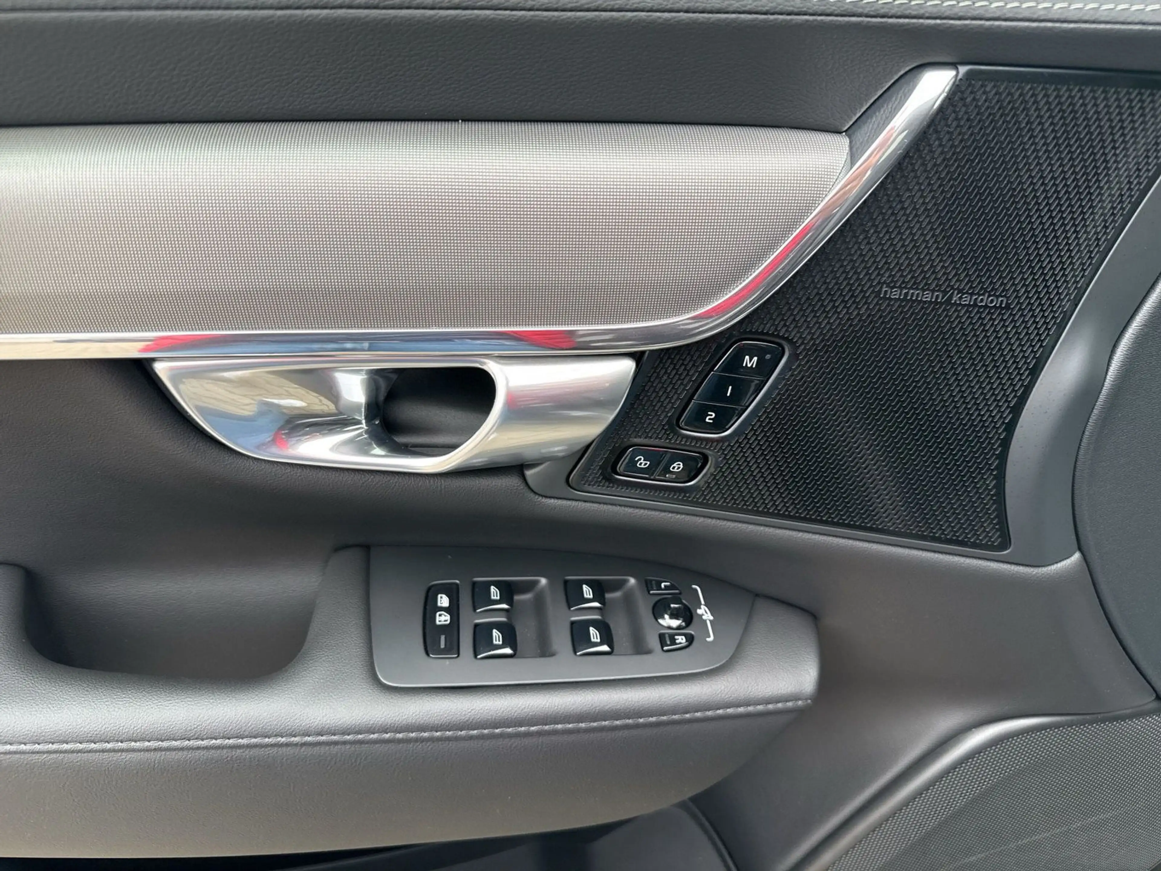 Volvo S90 B5 Ultimate Bright AWD !!!STANDHZG+AHK+HUD!! — photo 11