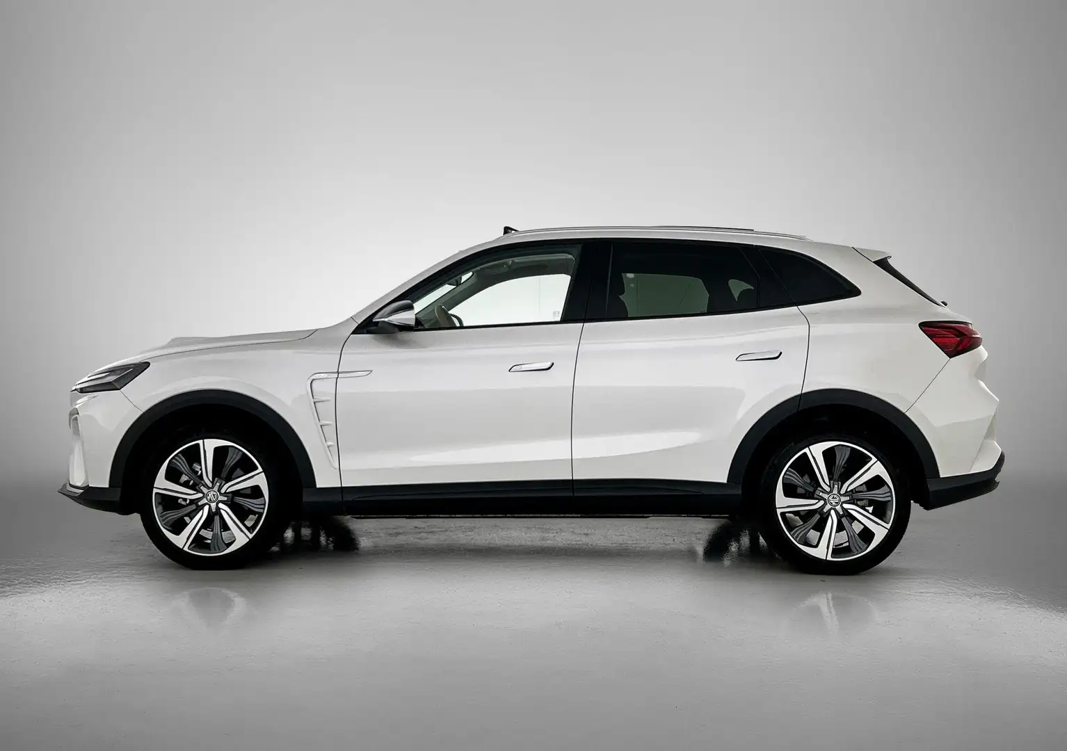 MG Marvel R Performance 70 kWh | PANORAMADAK | LEDEREN STOELEN Blanc - 2