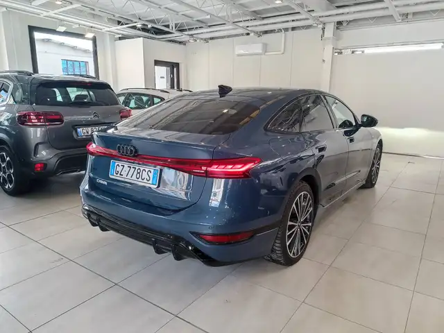 Audi A6 e-tron view 3