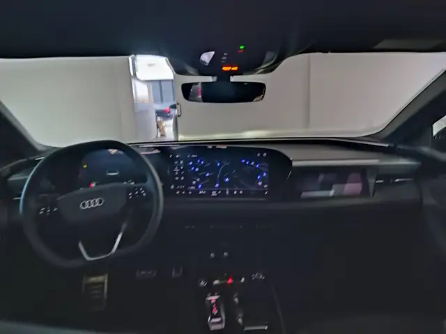 Audi A6 e-tron view 18