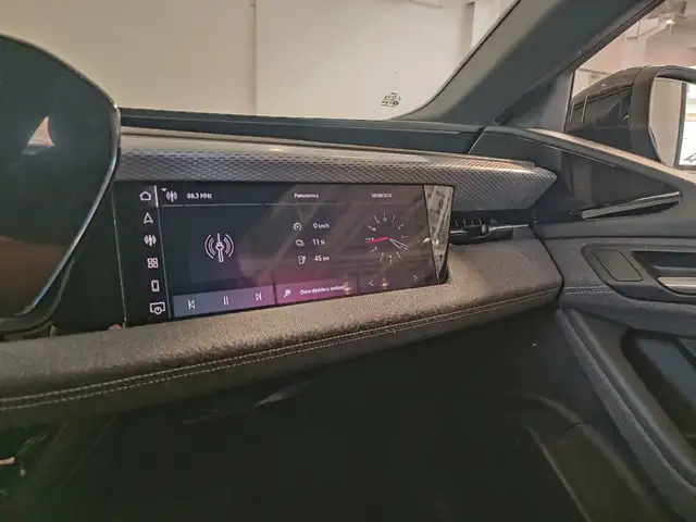 Audi A6 e-tron view 16
