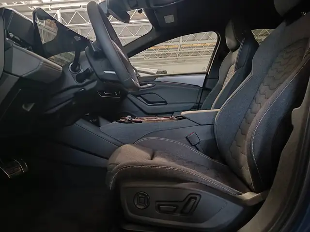 Audi A6 e-tron view 17