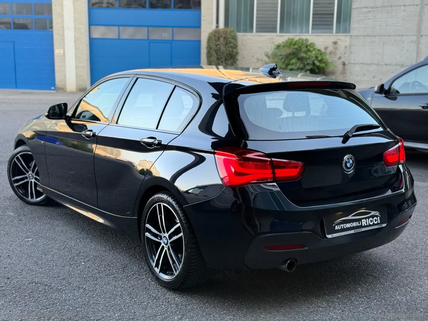 BMW 116 116i 5p. Msport Schwarz - 2