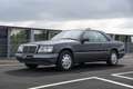 Mercedes-Benz E 200 200 Elegance Zwart - thumbnail 1
