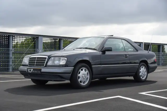 Mercedes-Benz E 200 200 Elegance