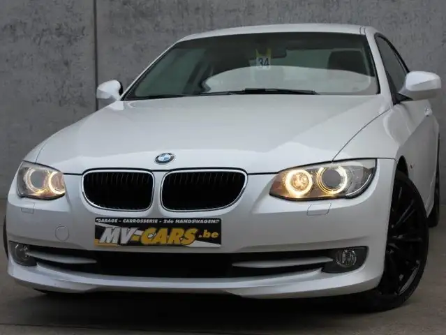 BMW 318 318i Coupé/Xenon/Sportzetels/multistuur...