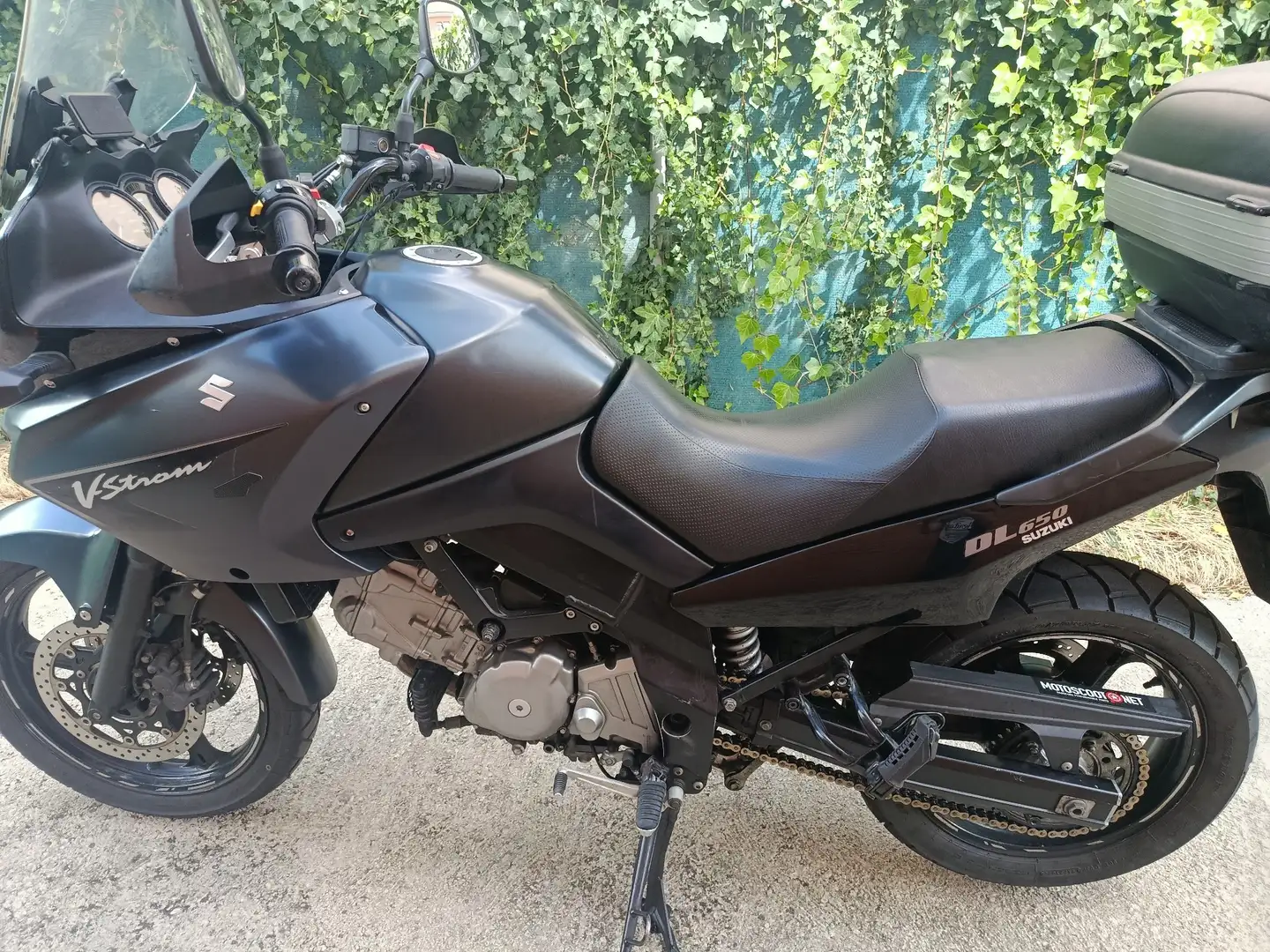 Suzuki V-Strom 650 - 1