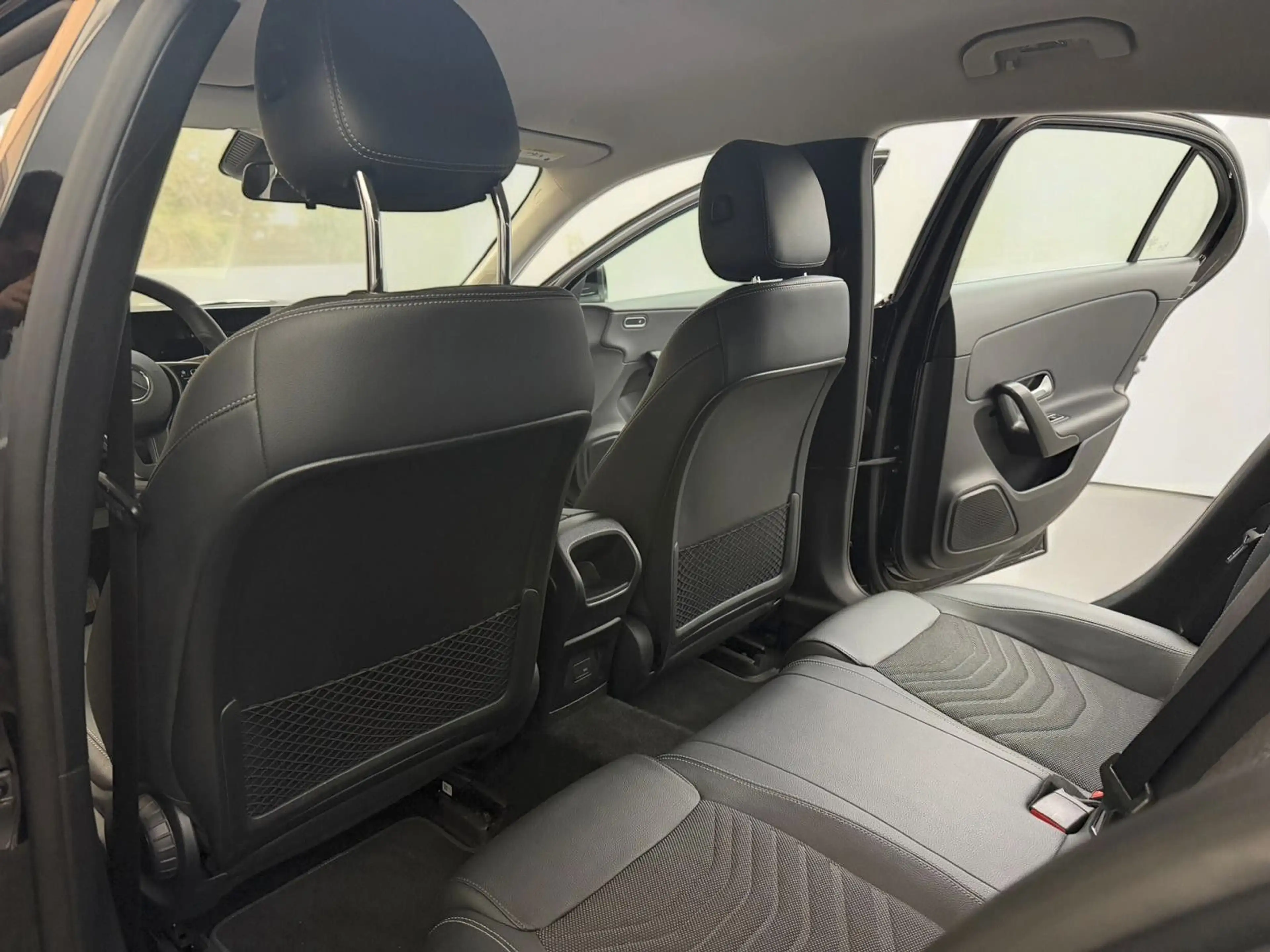 Mercedes-Benz A 180 d LED*CARPLAY*1-HAND*T-LEDER*WIDE*RÜCKKAM — photo 13