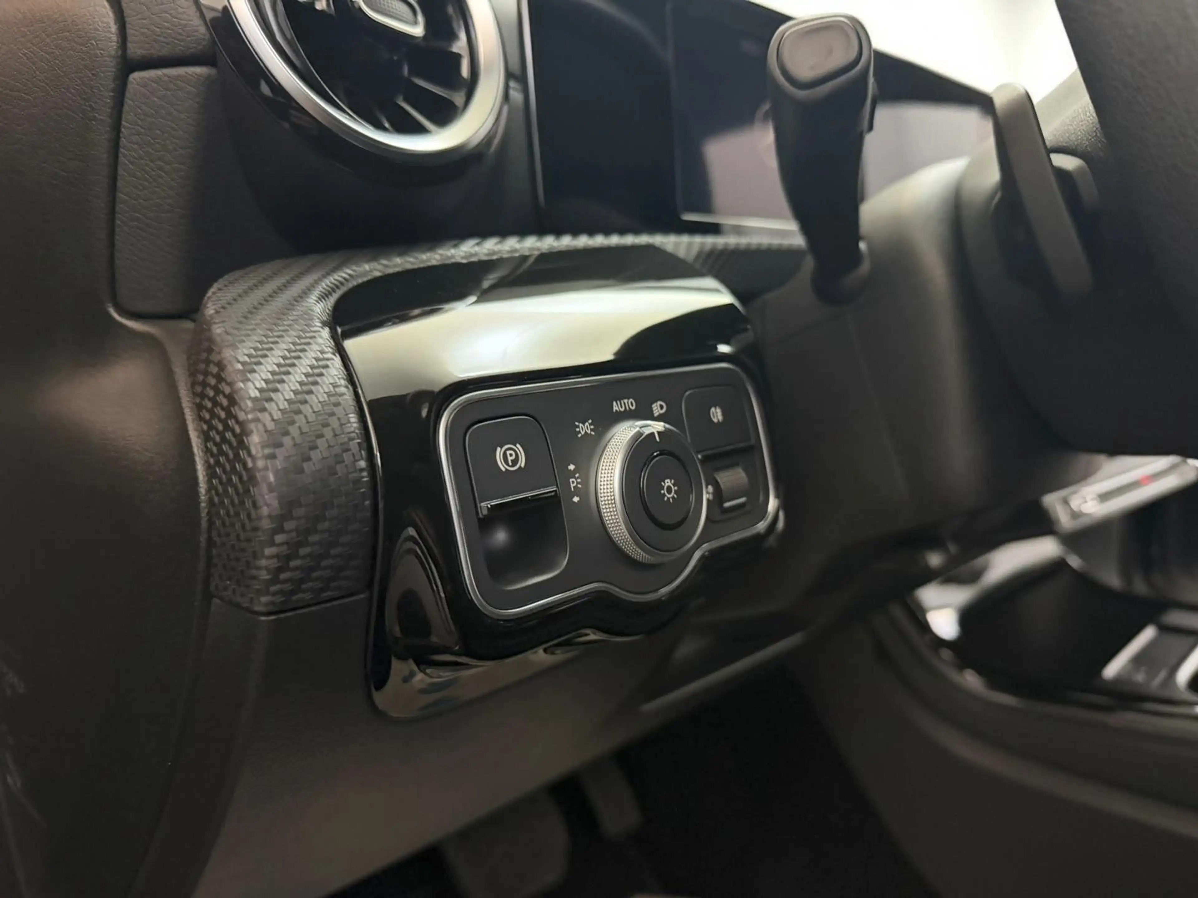 Mercedes-Benz A 180 d LED*CARPLAY*1-HAND*T-LEDER*WIDE*RÜCKKAM — photo 11