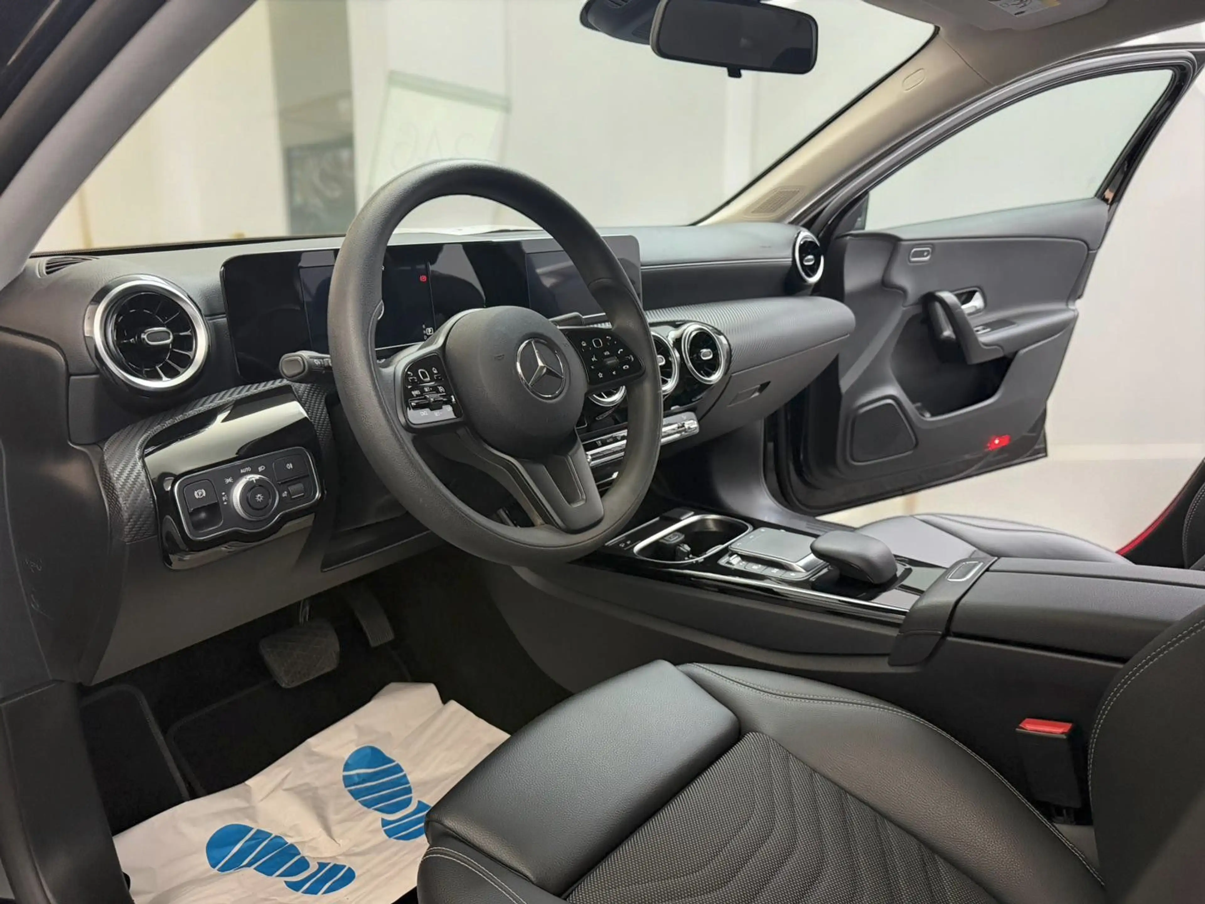 Mercedes-Benz A 180 d LED*CARPLAY*1-HAND*T-LEDER*WIDE*RÜCKKAM — photo 9